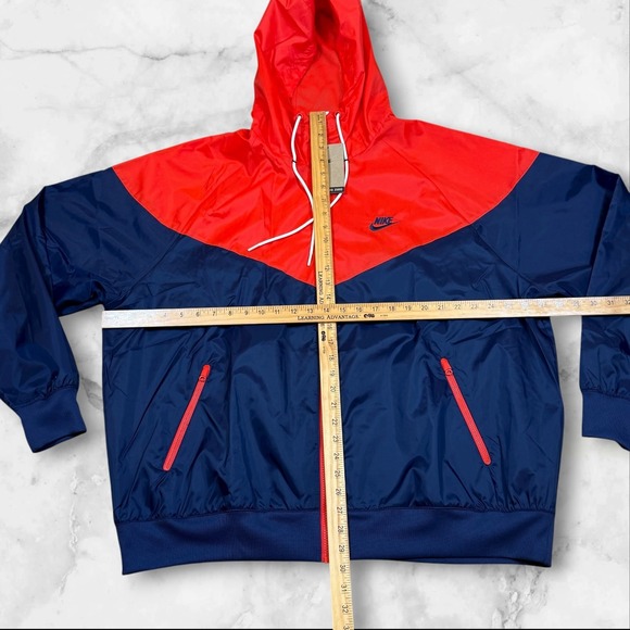 NWT Nike Windrunner Jacket Red Navy Full Zip Hooded Mens XL‎ DA0001-410 - Picture 5 of 10